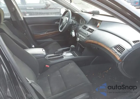 2011 Honda Accord 2.4 Ex из США, поврежденный, VIN 1HGCP2F7XBA022028